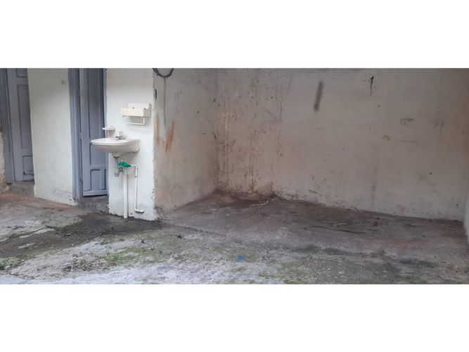 Casa de 5 alcobas en venta en Comuneros, Bucaramanga, 209 m² · foto 5 de 5