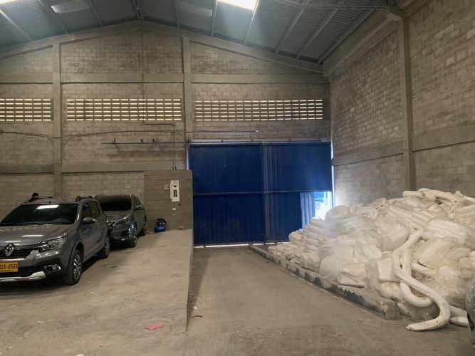 Bodega en arriendo en La Luz, Barranquilla, 902 m² · foto 4 de 7