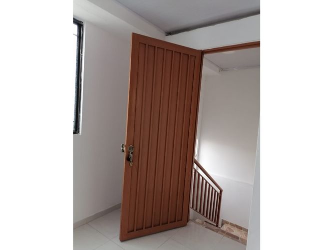 Casa de 8 alcobas en venta en San Francisco, Bucaramanga, 150 m² · foto 13 de 13
