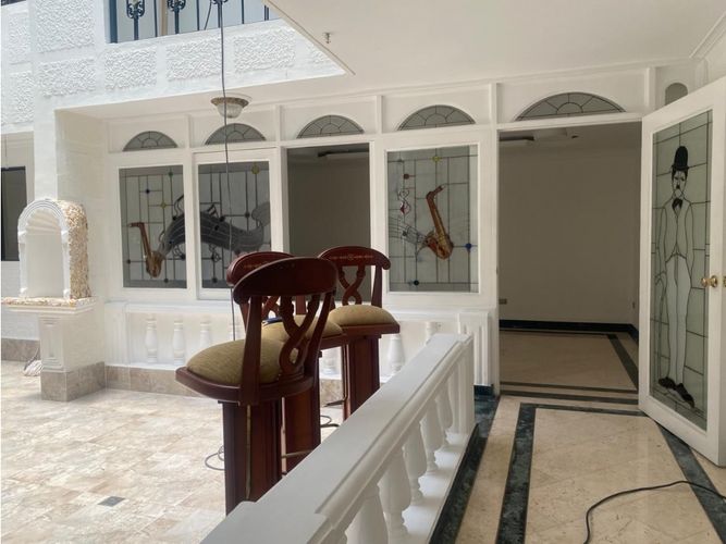 Casa de 4 alcobas en venta en Conquistadores, Medellín, 476 m² · foto 16 de 24