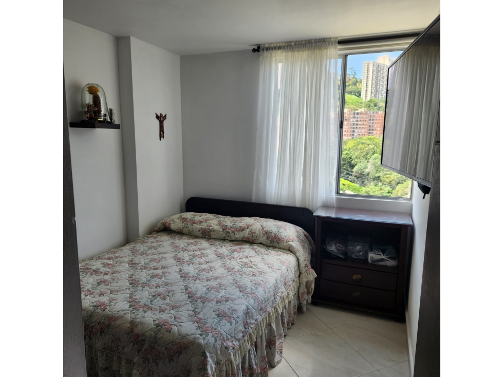 Apartamento en venta en Calasanz, Medellín · foto 9 de 21