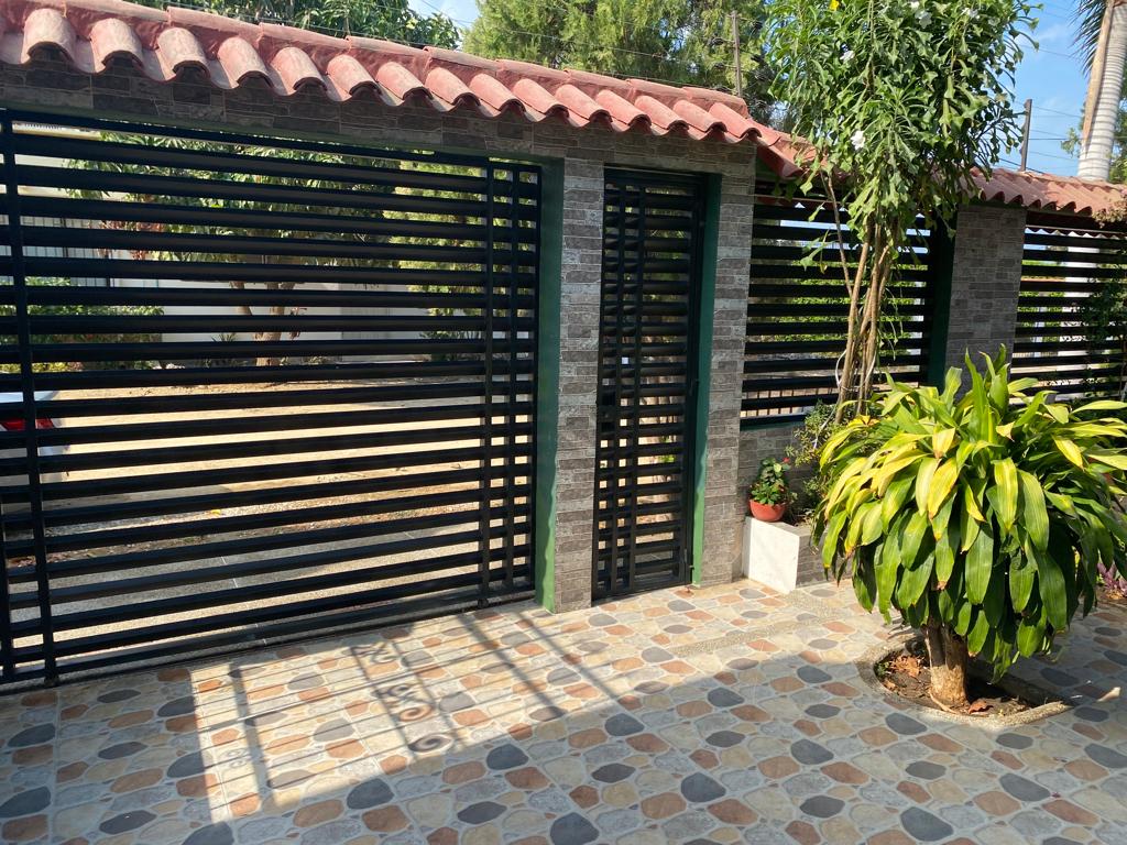 Casa en venta en Bello Horizonte, Santa Marta · foto 2 de 19