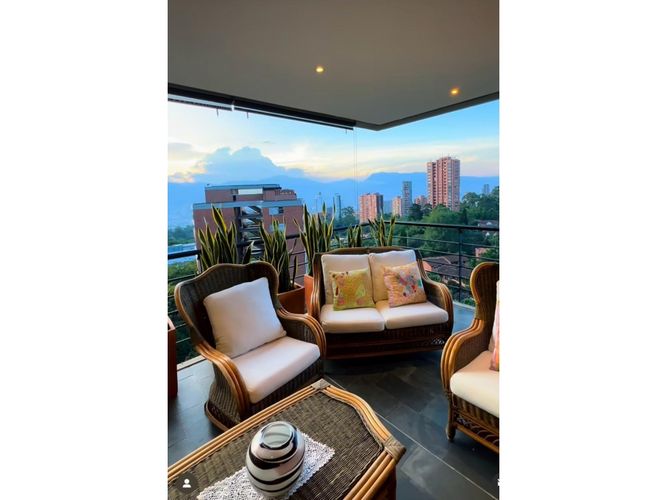 Casa en venta en Otraparte, Envigado · foto 2 de 14
