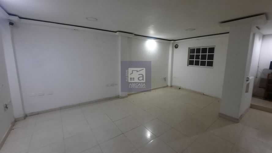 Local en arriendo en Granada, Bucaramanga, 220 m² · foto 2 de 19