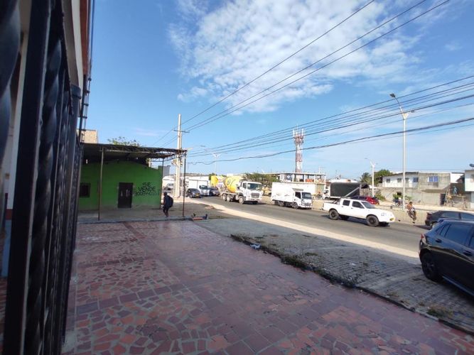 Bodega en arriendo en Los Olivos Ii, Barranquilla, 355 m² · foto 3 de 12