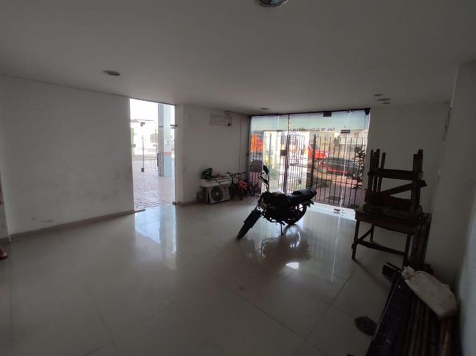 Bodega en arriendo en Los Olivos Ii, Barranquilla, 355 m² · foto 8 de 12