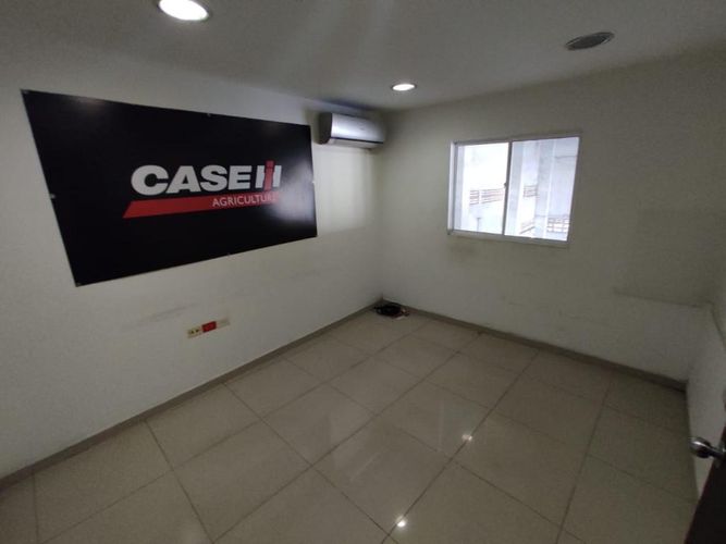 Bodega en arriendo en Los Olivos Ii, Barranquilla, 355 m² · foto 10 de 12