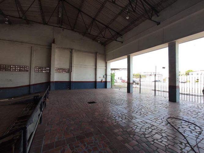 Bodega en venta en Los Olivos Ii, Barranquilla, 355 m² · foto 2 de 12