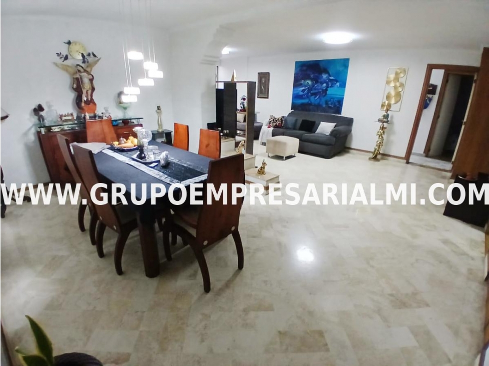 Apartment for sale in La candelaria, Medellín 5