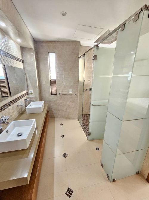 Apartamento de 3 alcobas en venta en Cabecera Del Llano, Bucaramanga, 262 m² · foto 14 de 24