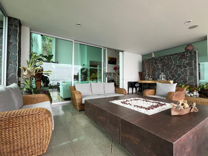 Casa de 3 alcobas en venta en Loma Del Chocho, Envigado, 500 m² · foto 4 de 15