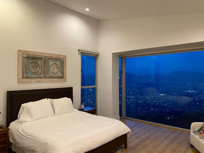 Casa de 3 alcobas en venta en Loma Del Chocho, Envigado, 500 m² · foto 10 de 15