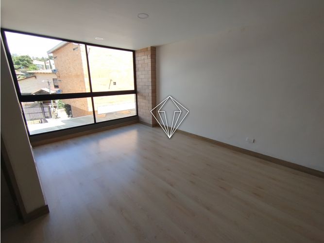 Apartamento de 2 alcobas en venta en Santa Elena, El Retiro, 70 m² · foto 3 de 24