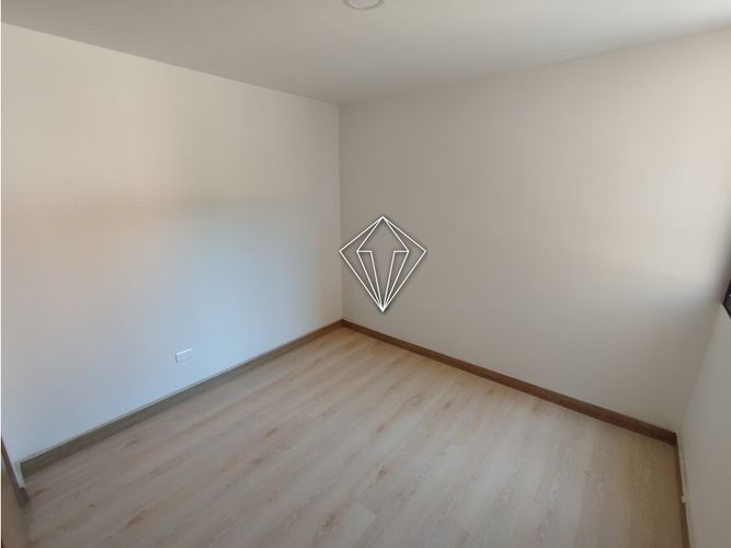 Apartamento de 2 alcobas en venta en Santa Elena, El Retiro, 70 m² · foto 11 de 24