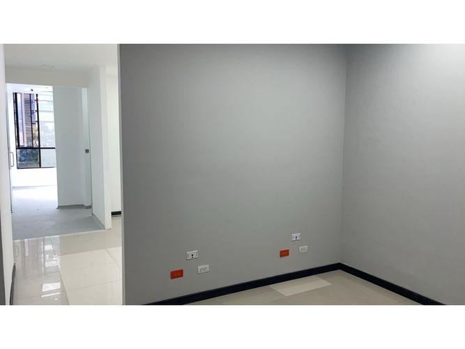 Local en arriendo en Milla De Oro, Medellín, 46 m² · foto 6 de 8