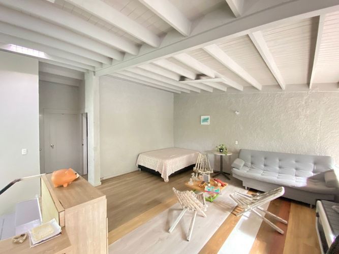 Local en arriendo en El Poblado, Medellín, 136 m² · foto 6 de 8