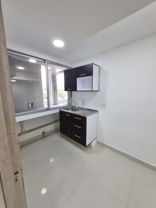 Local en arriendo en Unicentro Cali, Cali, 94 m² · foto 11 de 17