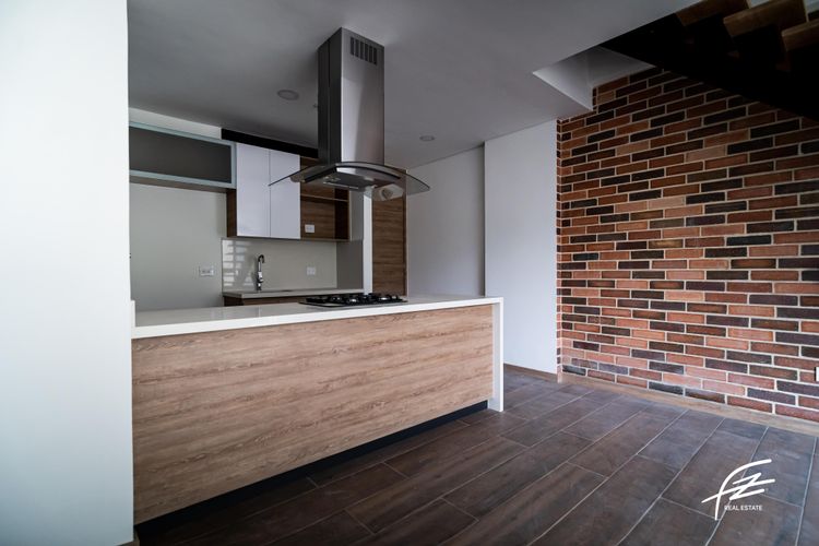 Apartamento en venta en Escobero, Envigado · foto 2 de 17