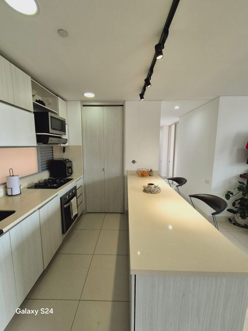 Apartamento en venta en Loma Del Chocho, Envigado · foto 5 de 12