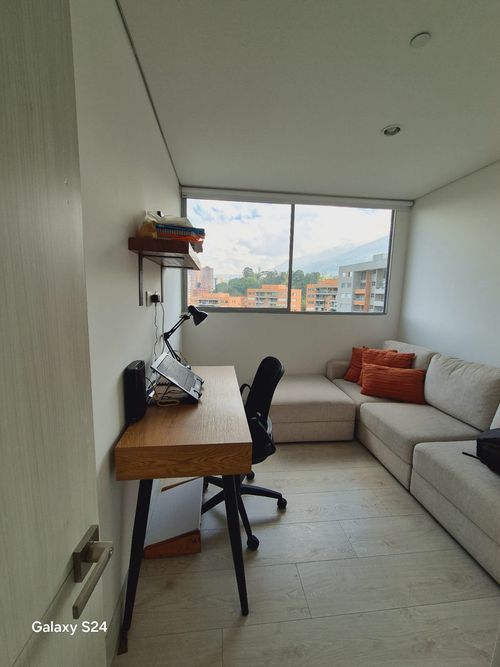 Apartamento en venta en Loma Del Chocho, Envigado · foto 7 de 12