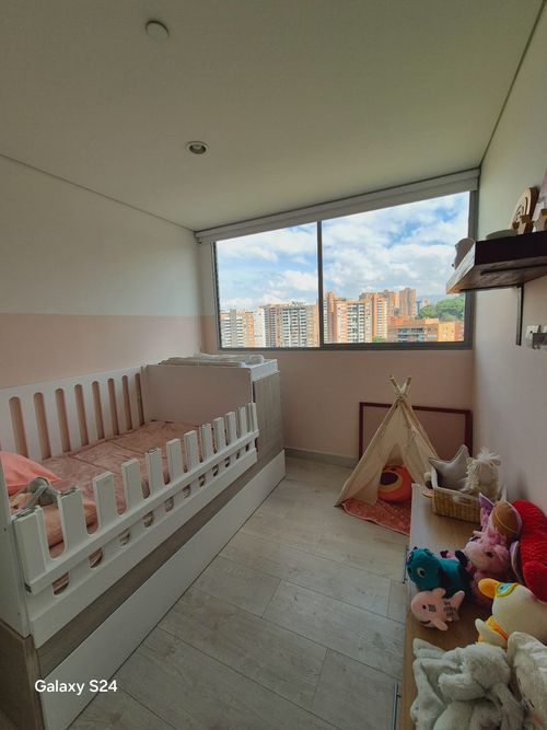 Apartamento en venta en Loma Del Chocho, Envigado · foto 11 de 12
