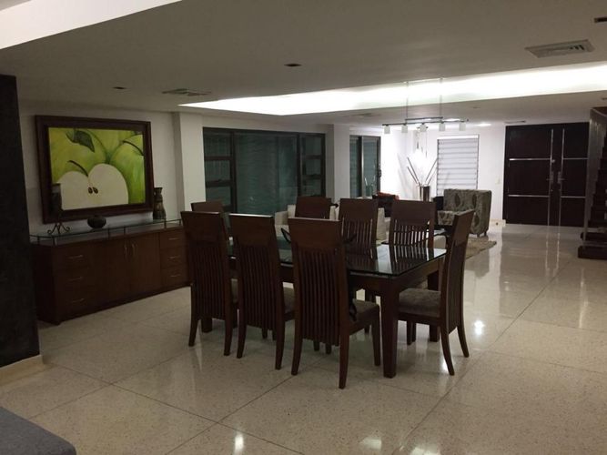 Casa de 4 alcobas en venta en Conjunto Residencial Villa Campestre, Barranquilla, 480 m² · foto 2 de 24