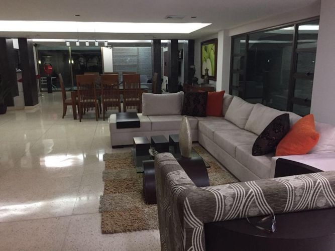 Casa de 4 alcobas en venta en Conjunto Residencial Villa Campestre, Barranquilla, 480 m² · foto 3 de 24