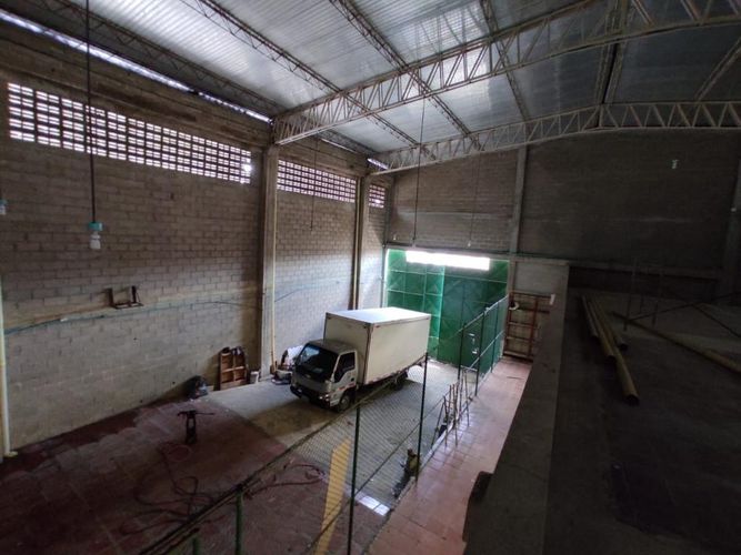 Bodega en arriendo en San Roque, Barranquilla, 1600 m² · foto 4 de 22