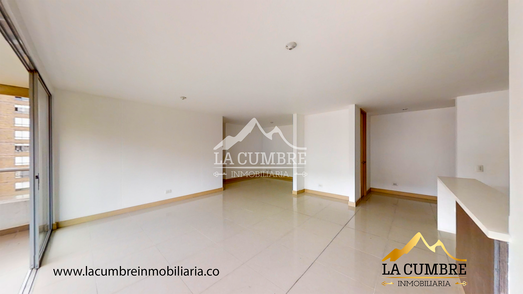 Apartamento en arriendo en Castropol, Medellín · foto 3 de 12