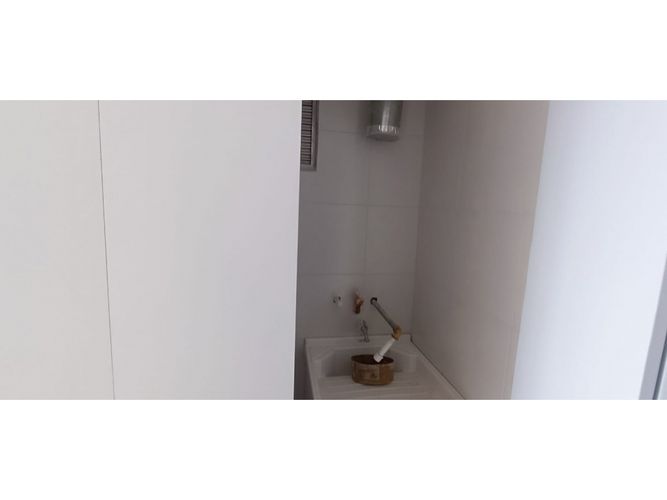 Apartaestudio en venta en Santa Isabel, Bogotá, 35 m² · foto 6 de 10