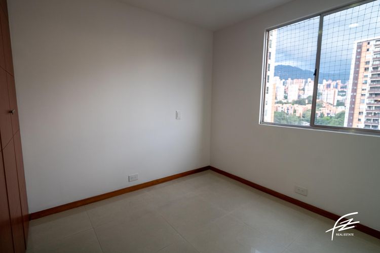 Apartamento en venta en Castropol, Medellín · foto 7 de 14