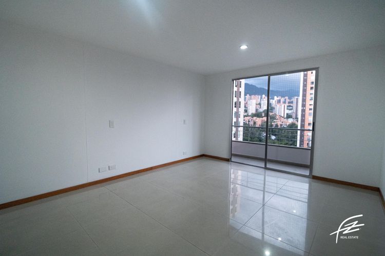 Apartamento en venta en Castropol, Medellín · foto 11 de 14