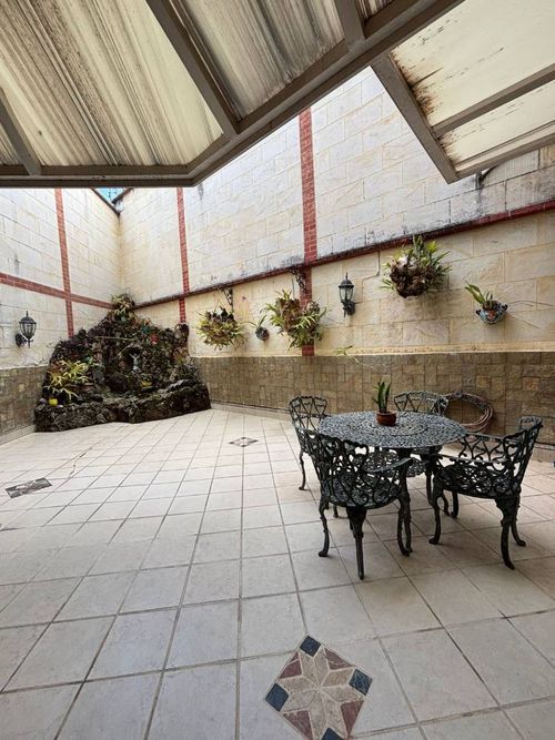 Casa de 5 alcobas en venta en Cabecera Del Llano, Bucaramanga, 240 m² · foto 8 de 14