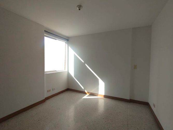 Apartamento de 3 alcobas en arriendo en El Poblado, Medellín, 117 m² · foto 10 de 18