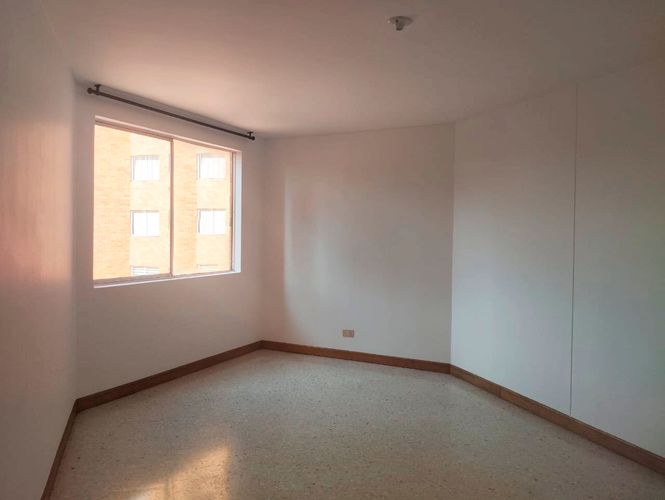 Apartamento de 3 alcobas en arriendo en El Poblado, Medellín, 117 m² · foto 11 de 18