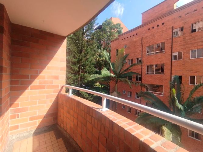 Apartamento de 3 alcobas en arriendo en El Poblado, Medellín, 117 m² · foto 17 de 18