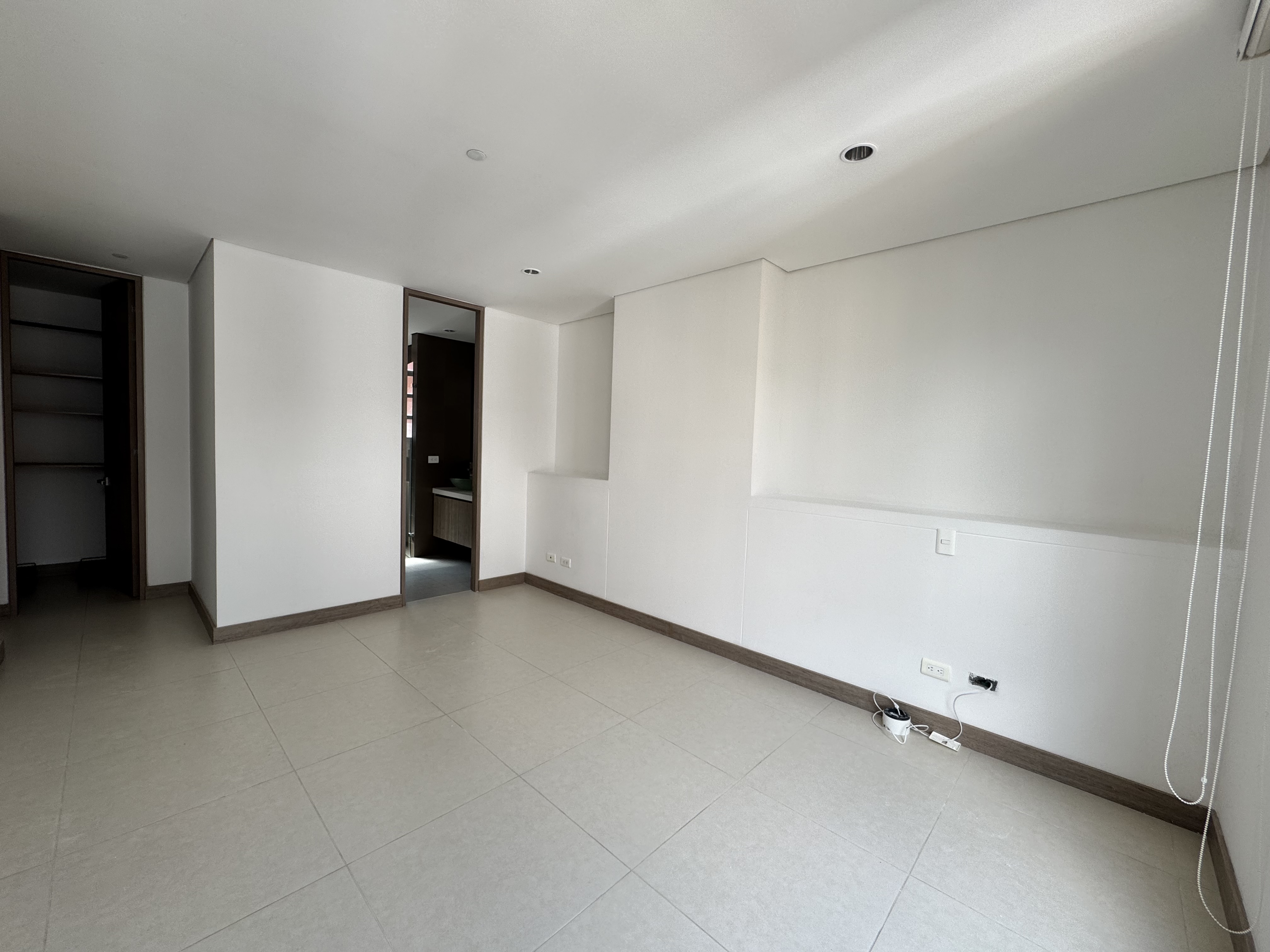 Apartamento en venta en Mesa, Envigado · foto 3 de 12