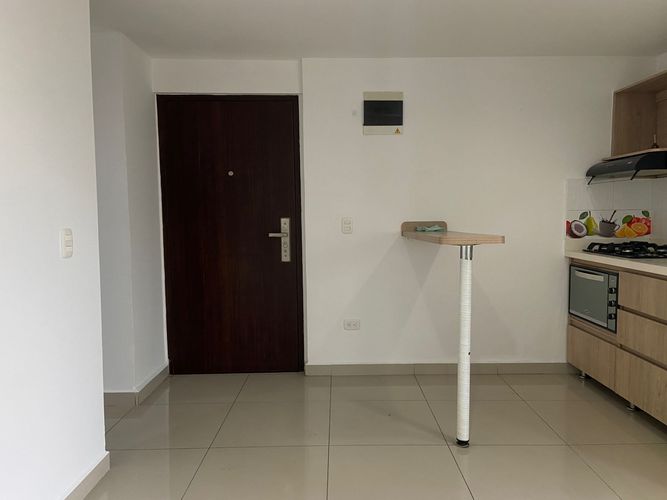 Apartamento de 2 alcobas en venta en Entre Amigos, Sabaneta, 43 m² · foto 2 de 16