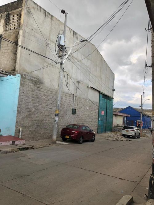 Bodega en venta en San Roque, Barranquilla, 900 m² · foto 3 de 24