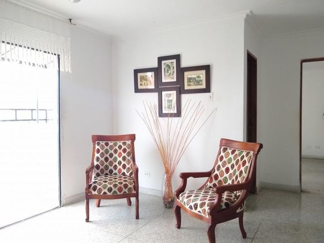 Apartamento de 5 alcobas en venta en Altos De Riomar, Barranquilla, 268 m² · foto 4 de 24