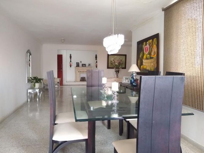 Apartamento de 5 alcobas en venta en Altos De Riomar, Barranquilla, 268 m² · foto 12 de 24