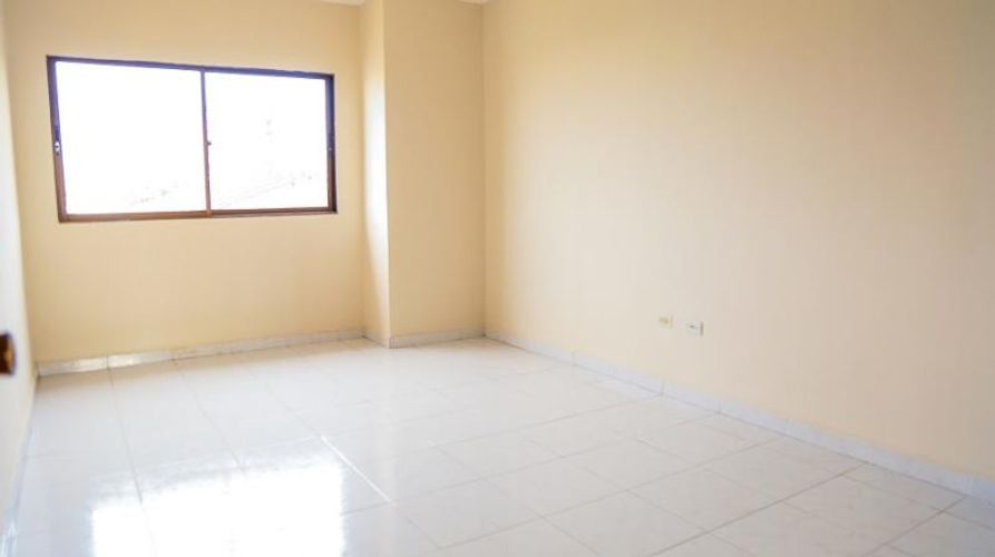 Apartamento de 3 alcobas en venta en Altos De Riomar, Barranquilla, 240 m² · foto 18 de 21