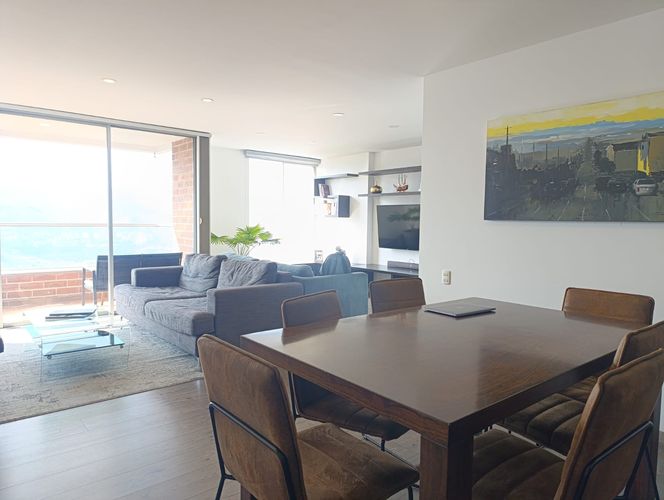 Apartamento de 2 alcobas en arriendo en El Poblado, Medellín, 106 m² · foto 5 de 20