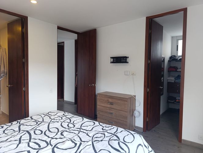 Apartamento de 2 alcobas en arriendo en El Poblado, Medellín, 106 m² · foto 15 de 20