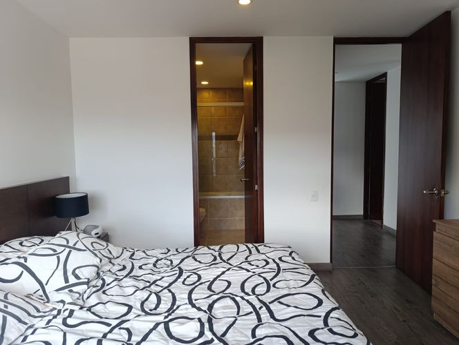 Apartamento de 2 alcobas en arriendo en El Poblado, Medellín, 106 m² · foto 16 de 20