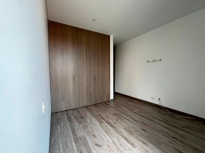 Apartamento de 2 alcobas en arriendo en El Poblado, Medellín, 147 m² · foto 14 de 15