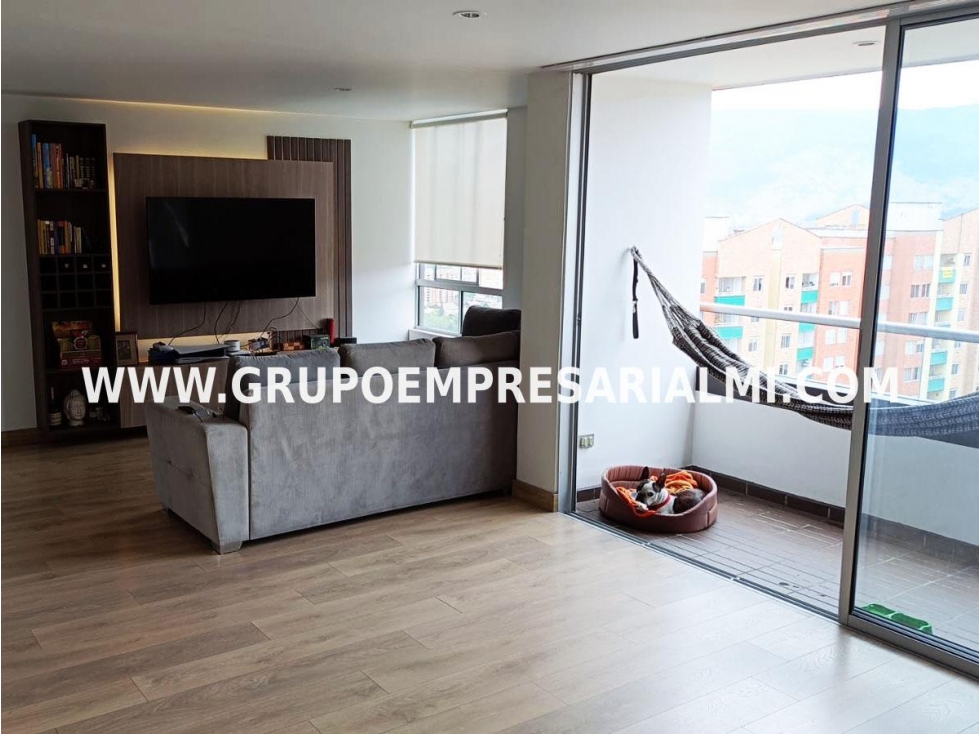 Apartment for sale in Belén, Medellín 3