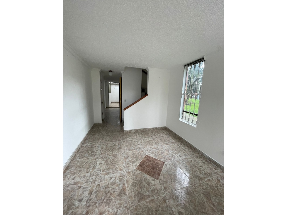 Apartaestudio en venta en El Cortijo, Bogotá, 140 m² · foto 4 de 24