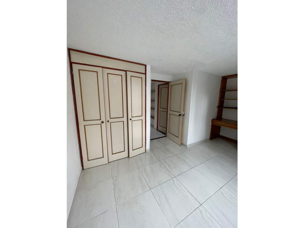 Apartaestudio en venta en El Cortijo, Bogotá, 140 m² · foto 12 de 24