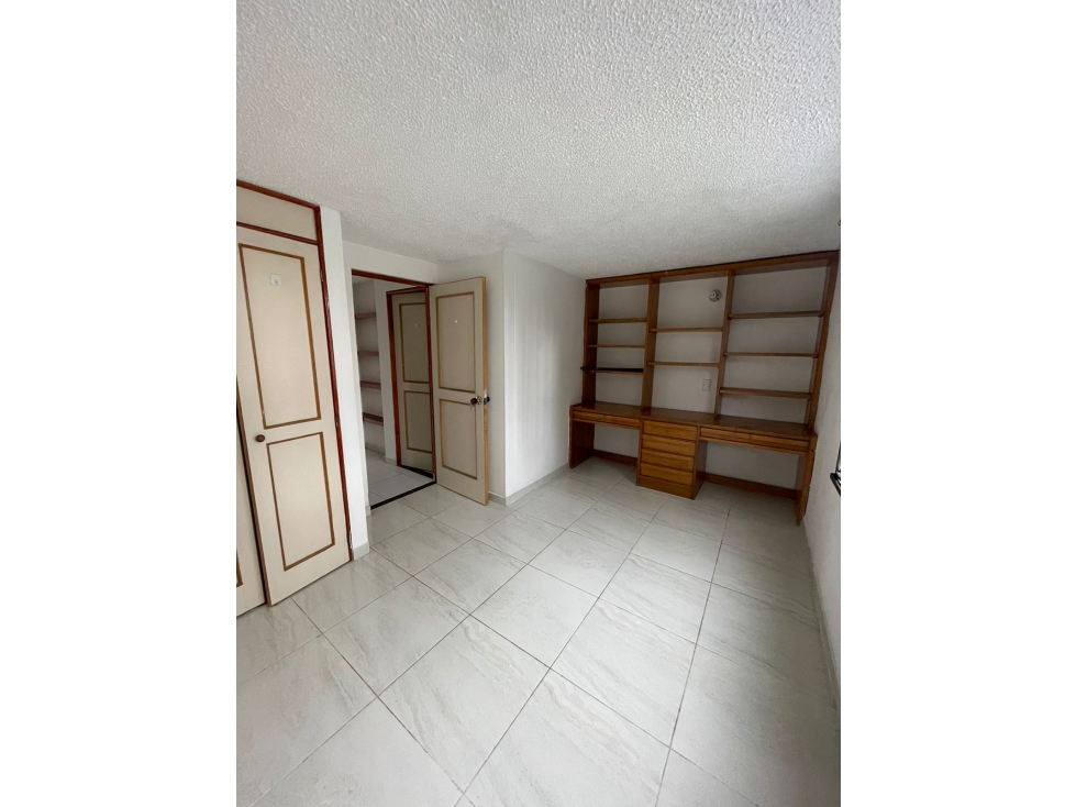 Apartaestudio en venta en El Cortijo, Bogotá, 140 m² · foto 13 de 24
